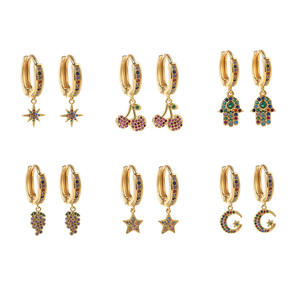 Pendientes de aro hipoalergénicos para mujer, aretes coloridos de arcoíris, circón, estrella, Luna, frutas, palma, Huggie - Product Image 1