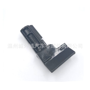 Connecteur automobile Hyundai Sonata 816583S010 ABS noir pour câblage automobile - Product Image 1