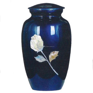 Urne de crémation commémorative adulte en forme d'oiseau volant pour cendres humaines, urne en aluminium fabriquée à la main - Product Image 3