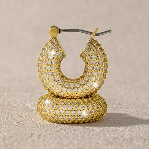 Orecchini a Cerchio Elite in Oro 18K con Diamanti Taglio Brillante Rotondo, Micro Incastonatura di Lusso, Unisex per Uso Quotidiano - Product Image 3