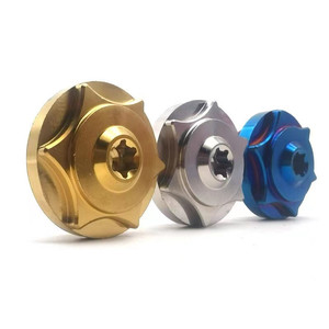 Bouchon de <span class=keywords><strong>vidange</strong></span> d'huile de réservoir de carburant moteur personnalisé M20 *1.5/2.5*12 M25*1.5*13 Ti6Al4V Grade5 en titane pour Honda Series vespa - Product Image 5
