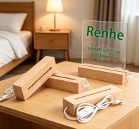 Base de lampe LED en bois personnalisée en usine, base de lampe rectangulaire en bois avec câble USB pour lumière acrylique chaude