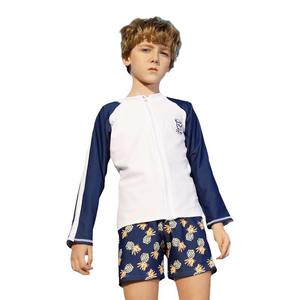 ชุดว่ายน้ำเด็กชาย JH22202 แขนยาวสองชิ้น ป้องกันรังสียูวี ลายสับปะรด กางเกงขาสั้น สีขาวน้ำเงิน - Product Image 1