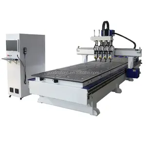 Alat Otomatis Berubah 3 4 Multi Kepala Mesin Pemotong Pneumatic Tiga Spindle ATC Kayu CNC Router dengan 2 Tabel