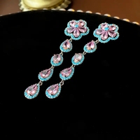 Anting-anting gantung desain Eropa mewah berlapis emas asli dengan bunga zirkon, desain baru bergaya mewah yang berlebihan