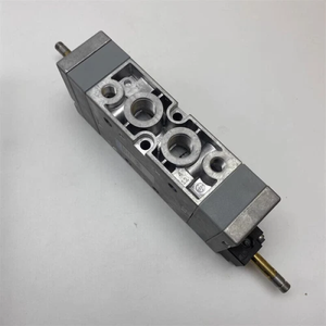Satu Katup Solenoid MFH-5/3E-<span class=keywords><strong>3</strong></span>/8-B 19708 Baru Pengiriman Cepat - Product Image 1