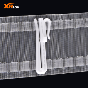 Crochet de rideau réglable de 8.5cm en gros Crochet de verrouillage de rideau Clip de ruban POM Crochet pour rideau S Wave Ruban transparent - Product Image 1