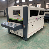 Machine de ponçage industrielle à brosses multi-rouleaux pour bois, largeur 1000 mm, avec convoyeur, pour le polissage de pièces profilées (portes de placard)