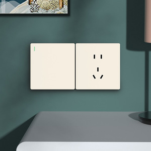 เต้ารับไฟฟ้าแบบติดผนัง 86 ชนิด 5 รู พร้อมช่องเสียบ USB รองรับกระแสไฟ 16A - Product Image 4