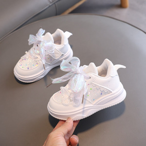 Sneakers alla moda da ragazza 2025 nuove <span class=keywords><strong>scarpe</strong></span> sportive da corsa per bambini con fiocco di paillettes alla moda alla moda Casual da principessa - Product Image 4