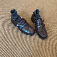 Mocassins plissés rétro style britannique pour femme, nouvelle collection automne 2026, bout rond, talon épais, coutures, à enfiler, polyvalents, décontractés, en cuir
