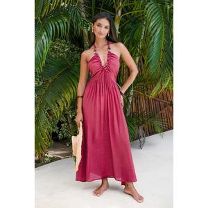 Vestido largo rojo con cuentas, cuello halter y espalda descubierta, estilo elegante para banquetes - Product Image 6