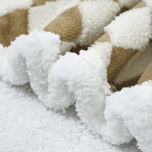Sherpa Throw Blanket Couverture polaire avec motif à carreaux Couverture épaisse douce pour canapé, lit, canapé Chaud et confortable pour toutes les saisons - Product Image 5