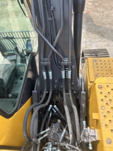 Excavatrice sur chenilles Volvo EC140DL d'occasion, 14 tonnes, faible nombre d'heures de travail - Product Image 5
