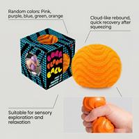 (Expédition immédiate) Balle sensorielle en peluche Needoh à texture velours et toucher doux comme un nuage, jouet anti-stress pour les doigts