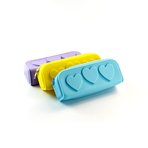 À la mode mignon <span class=keywords><strong>coeur</strong></span> forme Silicone pochette Portable papeterie étui avec fermeture éclair grande capacité doux sac de maquillage - Product Image 2