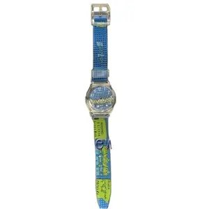 Reloj de dibujos animados barato, tienda de dólares