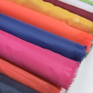 <span class=keywords><strong>Tissu</strong></span> de doublure résistant à la déchirure pour le commerce de gros, 170T 180T 190T 210T, <span class=keywords><strong>tissu</strong></span> taffetas 100% polyester, matériau tissé pour vêtements et drapeaux - Product Image 3