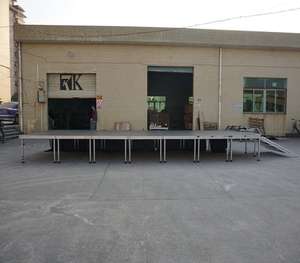 Scène portable RK à installation rapide avec pieds réglables, structure en aluminium, conception emboîtable, plateforme en aluminium-contreplaqué couleur argent pour - Product Image 2