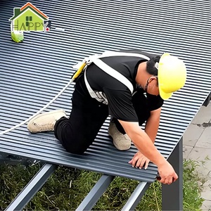 Toiture en <span class=keywords><strong>chaume</strong></span> synthétique PVC pour maisonnette Tiki en palmier de Bali, avec feuilles de paille et structure en alliage d'aluminium - Product Image 4