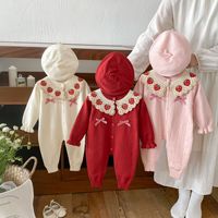 Combinaison en tricot pour bébé fille avec chapeau béret assorti, broderie fraise, col de poupée, tenue mignonne une pièce pour nouveau-né 100 jours