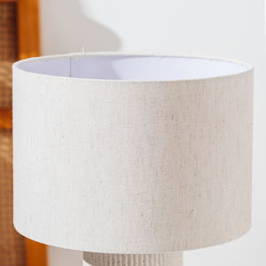 Lámpara <span class=keywords><strong>de</strong></span> escritorio <span class=keywords><strong>de</strong></span> estilo crema <span class=keywords><strong>de</strong></span> cerámica hecha a mano con pantalla <span class=keywords><strong>de</strong></span> tela para lámpara <span class=keywords><strong>de</strong></span> mesita <span class=keywords><strong>de</strong></span> noche <span class=keywords><strong>de</strong></span> <span class=keywords><strong>dormitorio</strong></span> o uso <span class=keywords><strong>de</strong></span> <span class=keywords><strong>mesa</strong></span> decorativa - Product Image 4