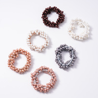 Modisches Perlen-Haarband Süßes Scrunchie Elastisches Haargummi mit Perlen Haarschleifen-Accessoire für Frauen und Mädchen