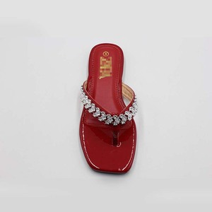 Nuove estive da donna <span class=keywords><strong>infradito</strong></span> <span class=keywords><strong>infradito</strong></span> traspiranti in tinta unita da donna <span class=keywords><strong>infradito</strong></span> da spiaggia pantofole e <span class=keywords><strong>sandali</strong></span> con strass - Product Image 5