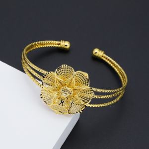 JXX Vente en gros de bracelets arabes en laiton pour femmes, design floral doré 24 carats, bijoux tendance, bracelets épais pour femmes - Product Image 3