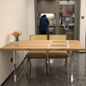 JS AD03 Bàn Ăn Bằng Gỗ Óc Chó Tro Kiểu Nội Thất Acrylic Tùy Chỉnh Cao Cấp Của Nhà Máy Phật Sơn Với Chân Trong Suốt Pha Lê Acrylic - Product Image 2