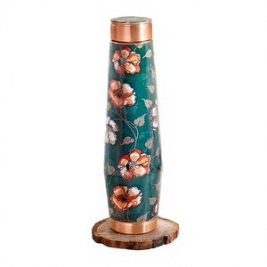 Termo ayurvédico con estampado floral verde cobre y tapa color oro rosa, botella de agua portátil para viaje. - Product Image 1