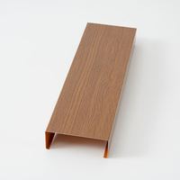 Nouveau design de déflecteur en aluminium en forme de U, profilé en U à grain de bois recouvert de film pour revêtement de plafond et de mur