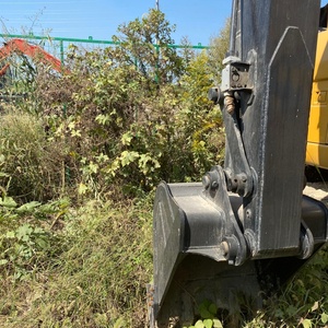 Offre Spéciale Pelle sur chenilles Komatsu Pc128us de taille moyenne Komatsu Pc128us au Japon Équipement lourd - Product Image 3