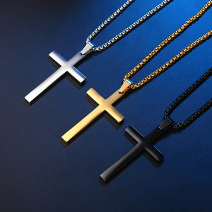 Pingente Cruz Masculino Personalizado em Aço Inoxidável Liso de 50mm 35mm, Grande Crucifixo Charmoso, Colar com Pingente Cruz Simples em Ouro 18k - Product Image 2