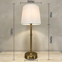 Lampe de table en tissu rechargeable, style nordique personnalisé, luxe léger, lampe de chevet pour chambre à coucher, batterie USB incluse, lumière d'ambiance et veilleuse, lampe d'hôtel