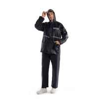 Imperméable de mode en polyester pour homme avec logo personnalisé et éléments réfléchissants, idéal pour le camping et la moto