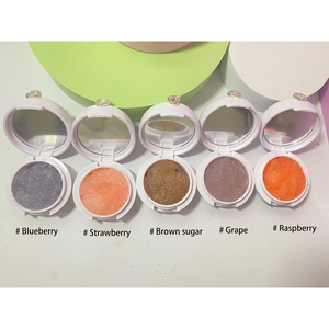 Gommage pour les lèvres à la fraise biologique vegan en marque propre, soin hydratant pour les lèvres, adapté à tous les types de peau, pour adultes - Product Image 5