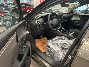 Citroën C5X 2024 <span class=keywords><strong>de</strong></span> <span class=keywords><strong>Segunda</strong></span> <span class=keywords><strong>Mano</strong></span>, Sedán Mediano, Euro 6, 1.6T Turbo, Oferta Económica - Product Image 5