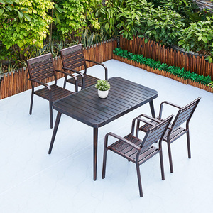 Ensemble de <span class=keywords><strong>table</strong></span> et de chaises de salle à manger d'extérieur rétractables en alliage d'aluminium, de taille personnalisable, rétro, imperméable et résistant au soleil - Product Image 3