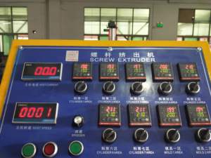 Máquina de extrusión de un solo tornillo de laboratorio de plástico, silicona, PC, PVC, PA - Product Image 4