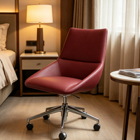 Chaise de bureau ergonomique pivotante empilable en métal rouge moderne et durable pour hôtel, hall d'entrée, salon, salle de conférence avec roulettes