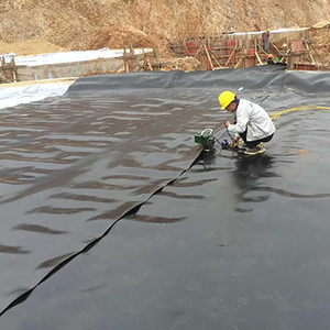 Kết cấu mịn màng <span class=keywords><strong>geomembrane</strong></span> Maroc Sơn Đông HDPE 2mm <span class=keywords><strong>geomembrane</strong></span> Pond <span class=keywords><strong>Liner</strong></span> - Product Image 3