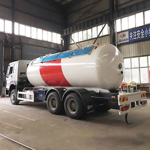 Nouveau véhicule de transport de <span class=keywords><strong>GPL</strong></span> Sinotruk HOWO 6x4 12 20 25 30CBM à 10 roues pour la vente - Product Image 3