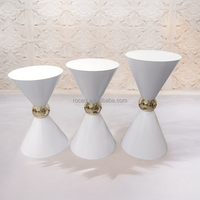 Accessoires de mariage de luxe Rocan présentoir de Table de gâteau en acier inoxydable blanc et or pour la décoration de fond de scène d'événements de fête