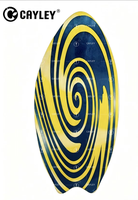 Skimboard en bois avec rayures florales et motifs tourbillonnants pour les sports nautiques de plage