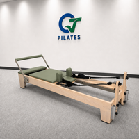 Reformer Pilates Kayu Maple Sage Green dengan Jalur Tetap untuk Gerakan Penuh Perhatian, Pusat Kesehatan Holistik, dan Peregangan Tubuh