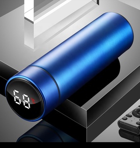ขวดน้ำสุญญากาศสแตนเลสสองชั้นแบบขายส่ง พร้อมจอ LED สำหรับการเดินทาง - Product Image 3
