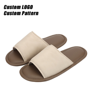 Nuovo Logo personalizzato di lusso personalizzato molto leggero e silenzioso antiscivolo piatto Sole Spa Hotel estivo <span class=keywords><strong>pantofole</strong></span> da bagno al coperto - Product Image 1