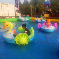 Fabricant professionnel vend et exporte des bateaux tamponneurs électriques à Dubaï, parc aquatique gonflable de haute qualité, bateau à rames pour enfants