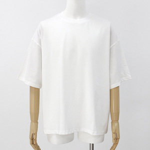 เสื้อยืดแฟชั่นผู้ชายทรงบ็อกซ์ ผ้าคอตตอน โอเวอร์ไซส์ คอกลม ไหล่ตก ไซส์ใหญ่ เสื้อยืดพื้นฐาน แขนสั้น ทรงบ็อกซ์ - Product Image 3